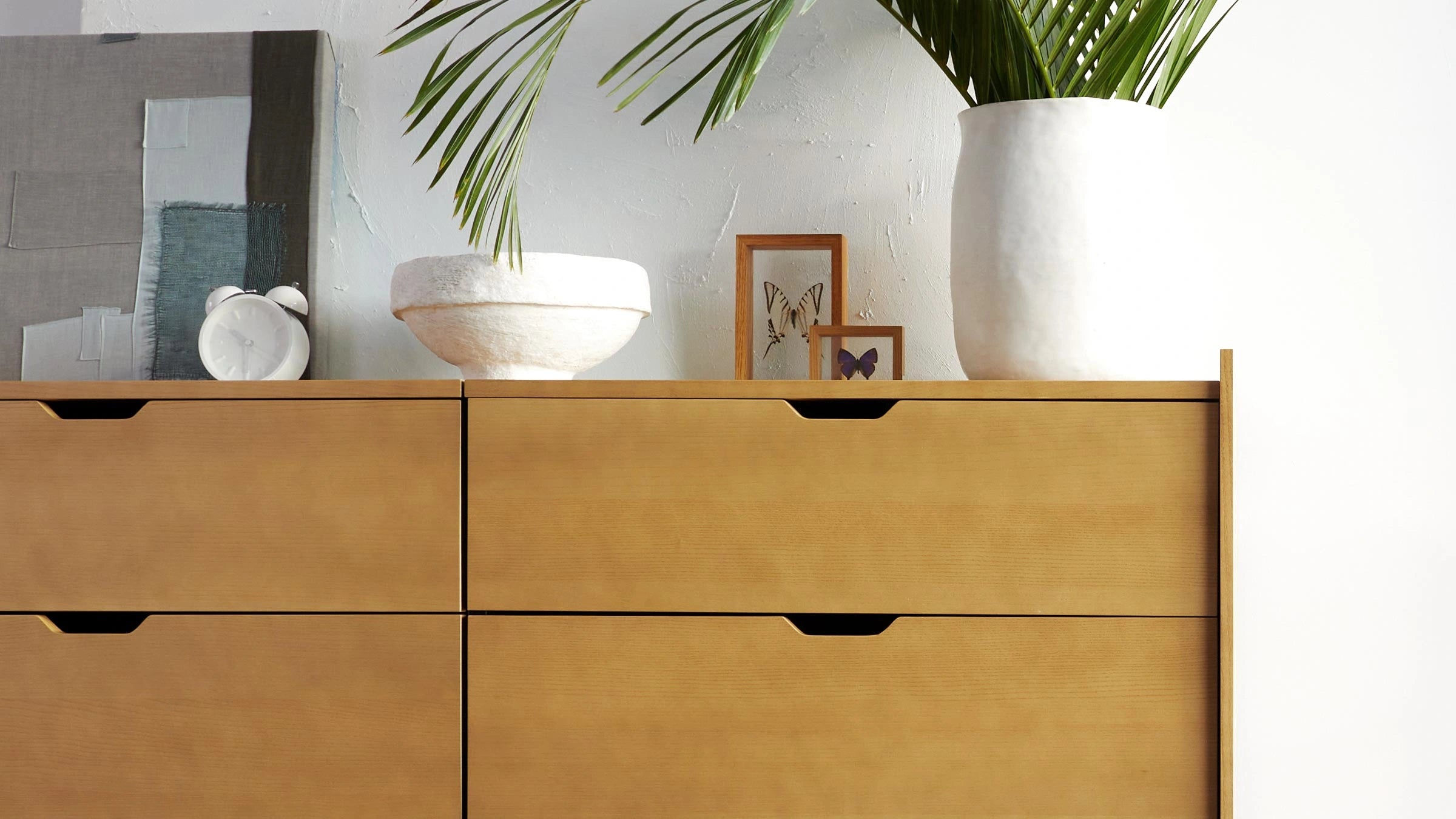 05_Prospect_Dresser_Lifestyle.jpg